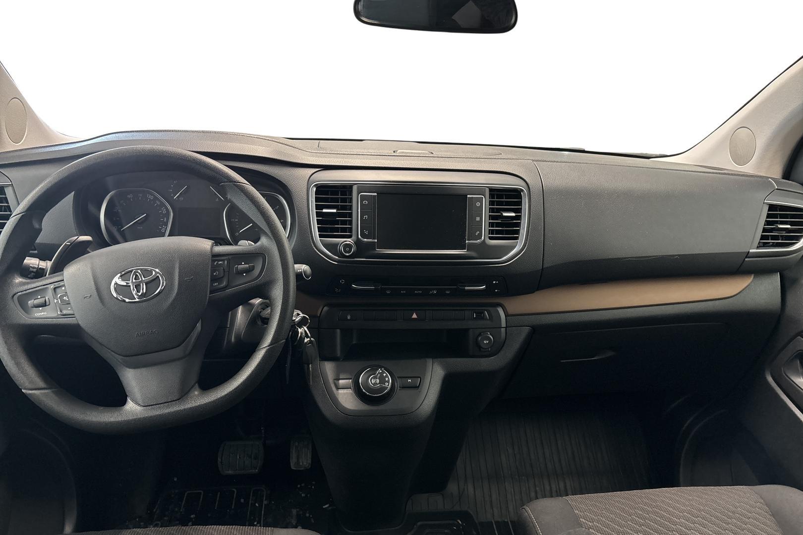 Toyota Proace Verso 2017