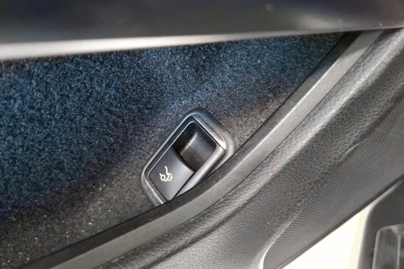 Mercedes-Benz E 2013