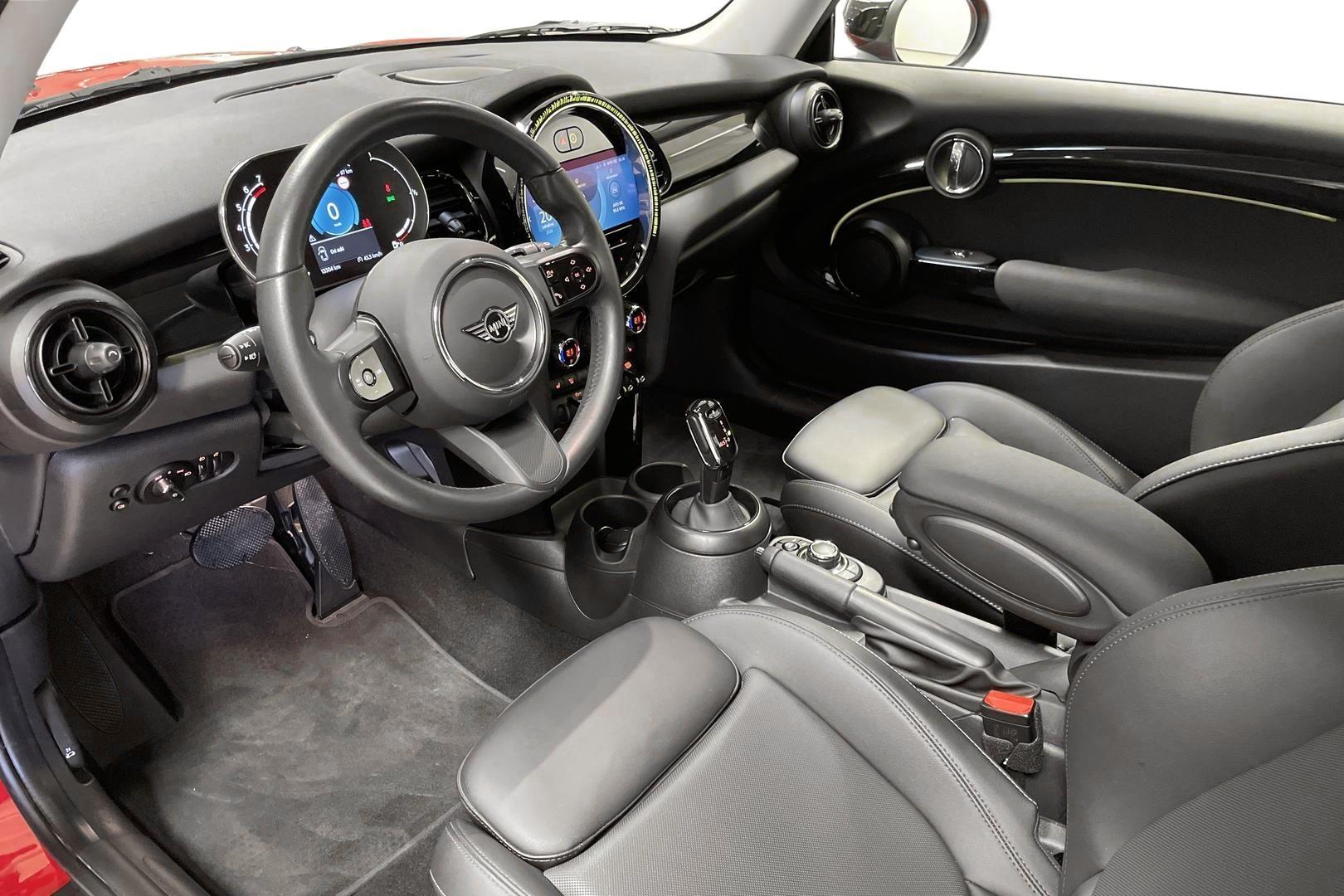 MINI Hatchback 2024