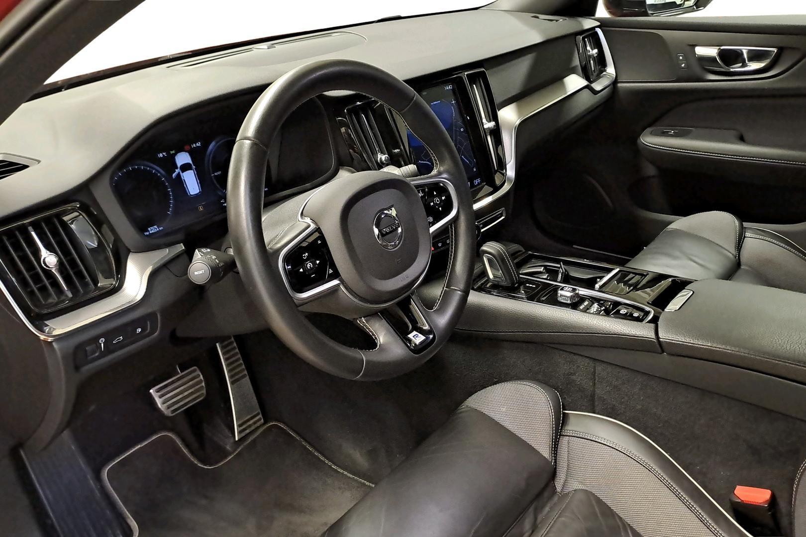 Volvo V60 2020