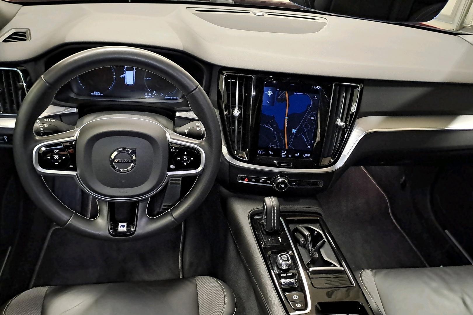 Volvo V60 2020