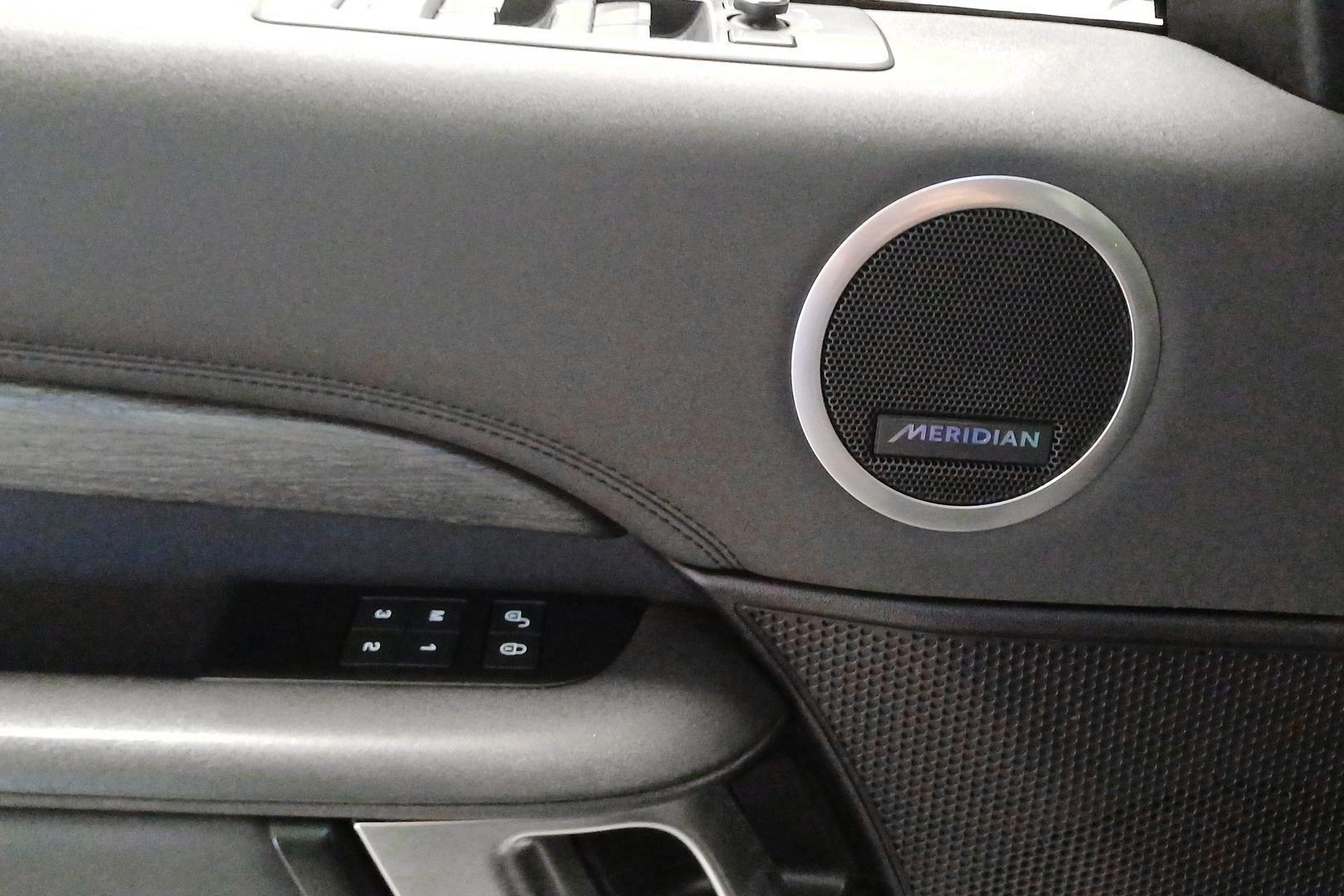 Land Rover Discovery 2017