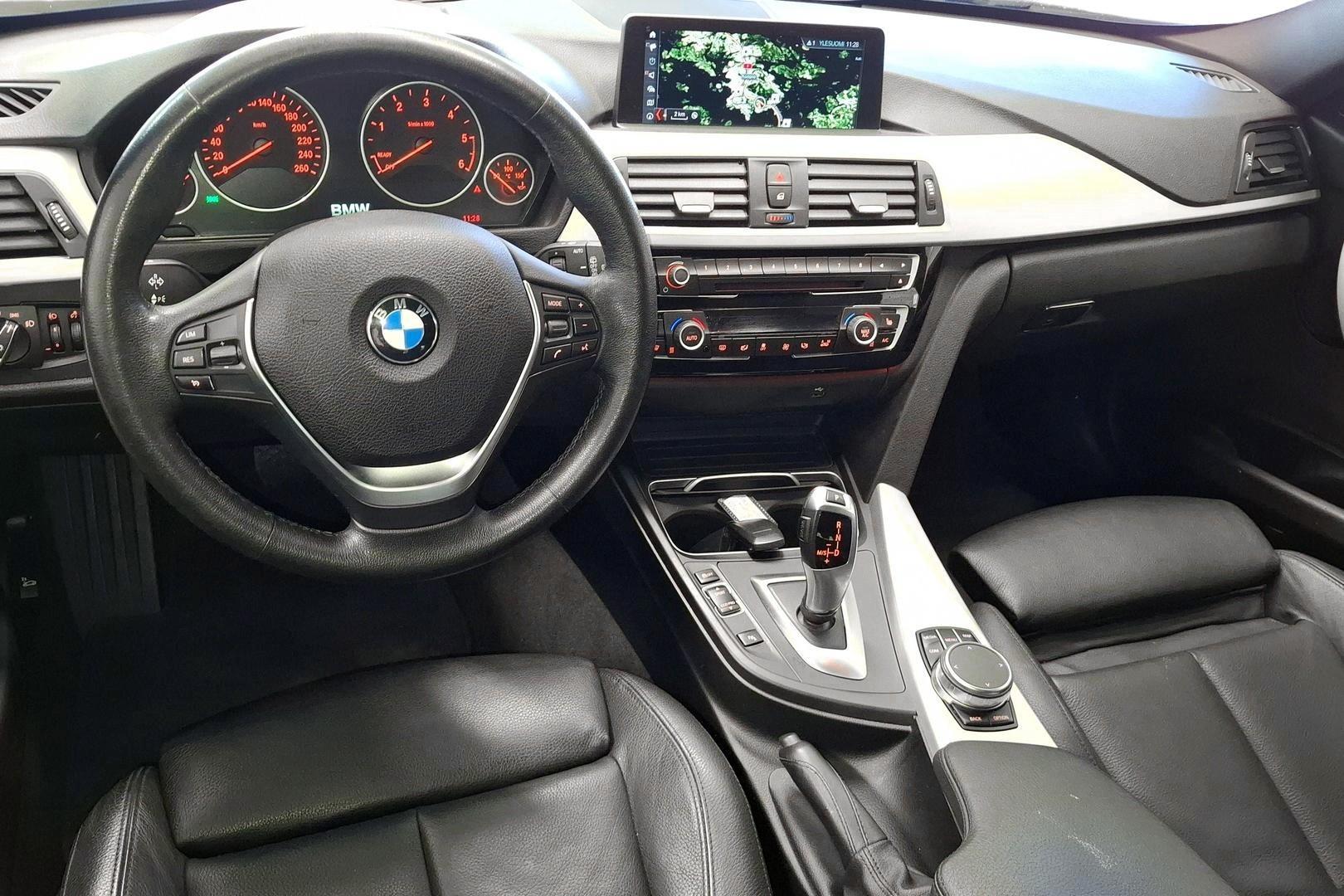 BMW 320 2018