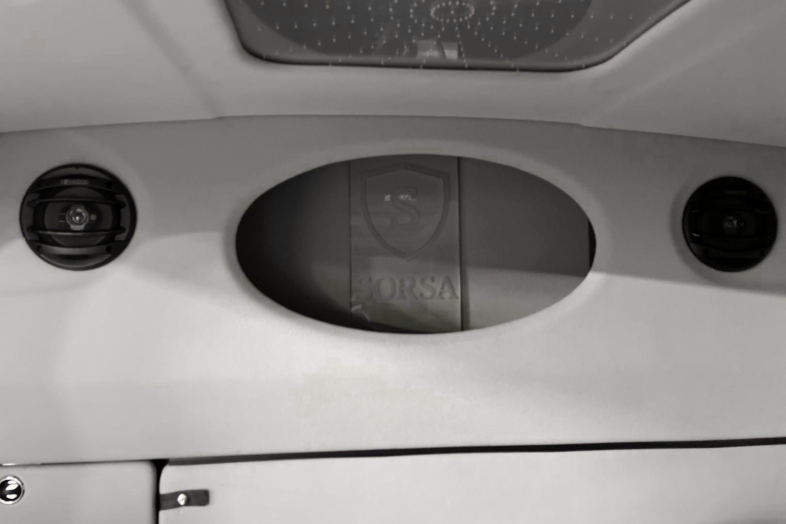 Mercedes-Benz Sprinter 2013