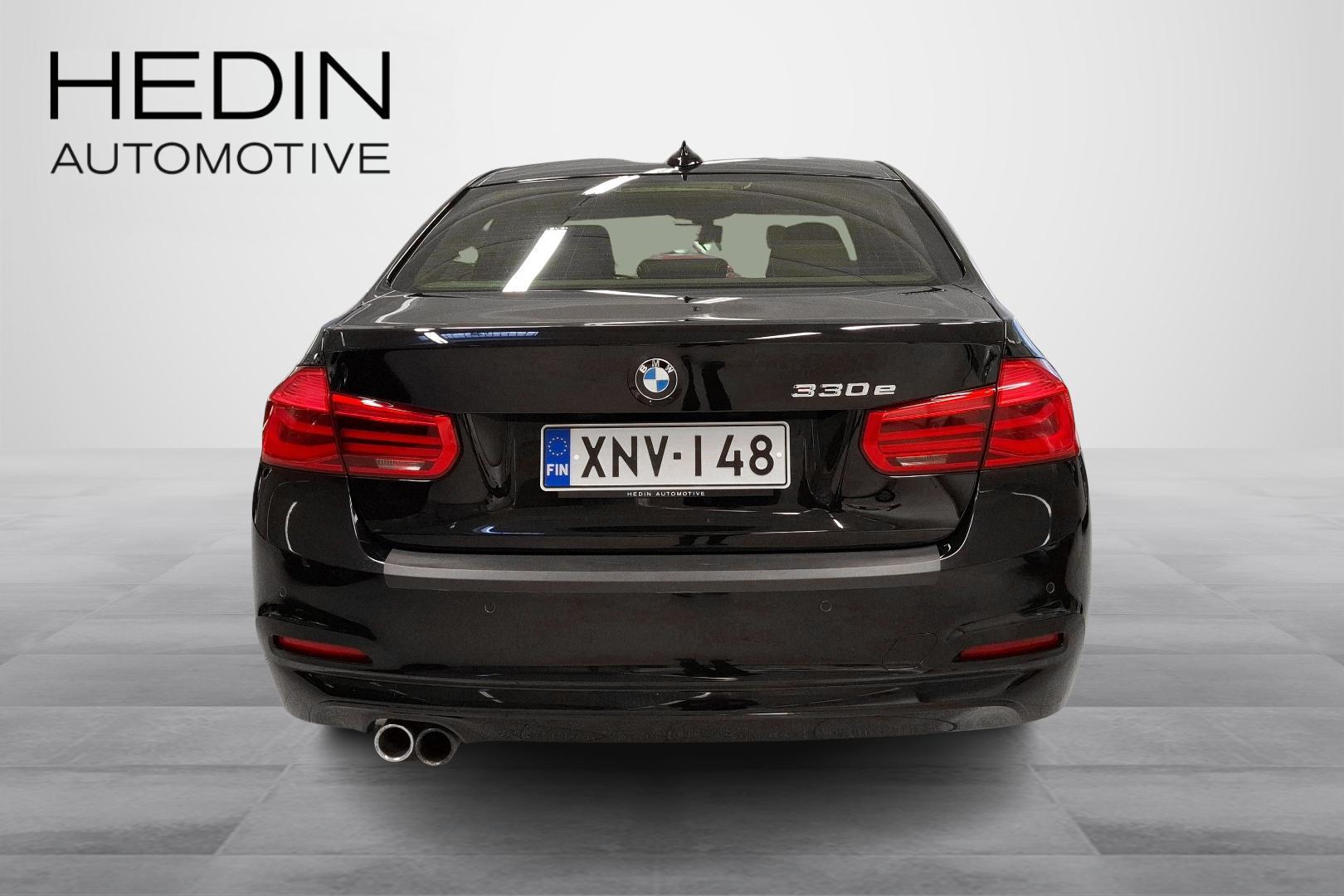BMW 330 2016