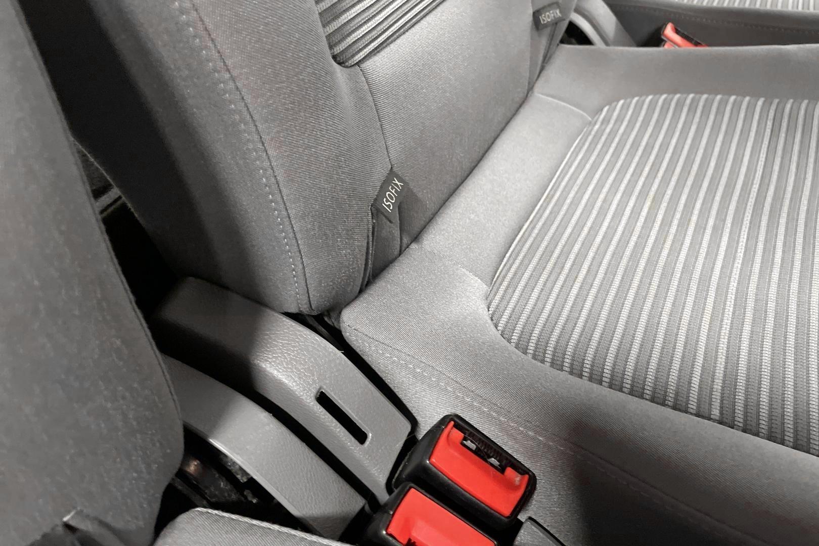 Seat Alhambra 2015