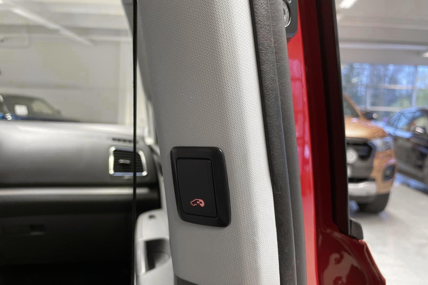 Seat Alhambra 2015