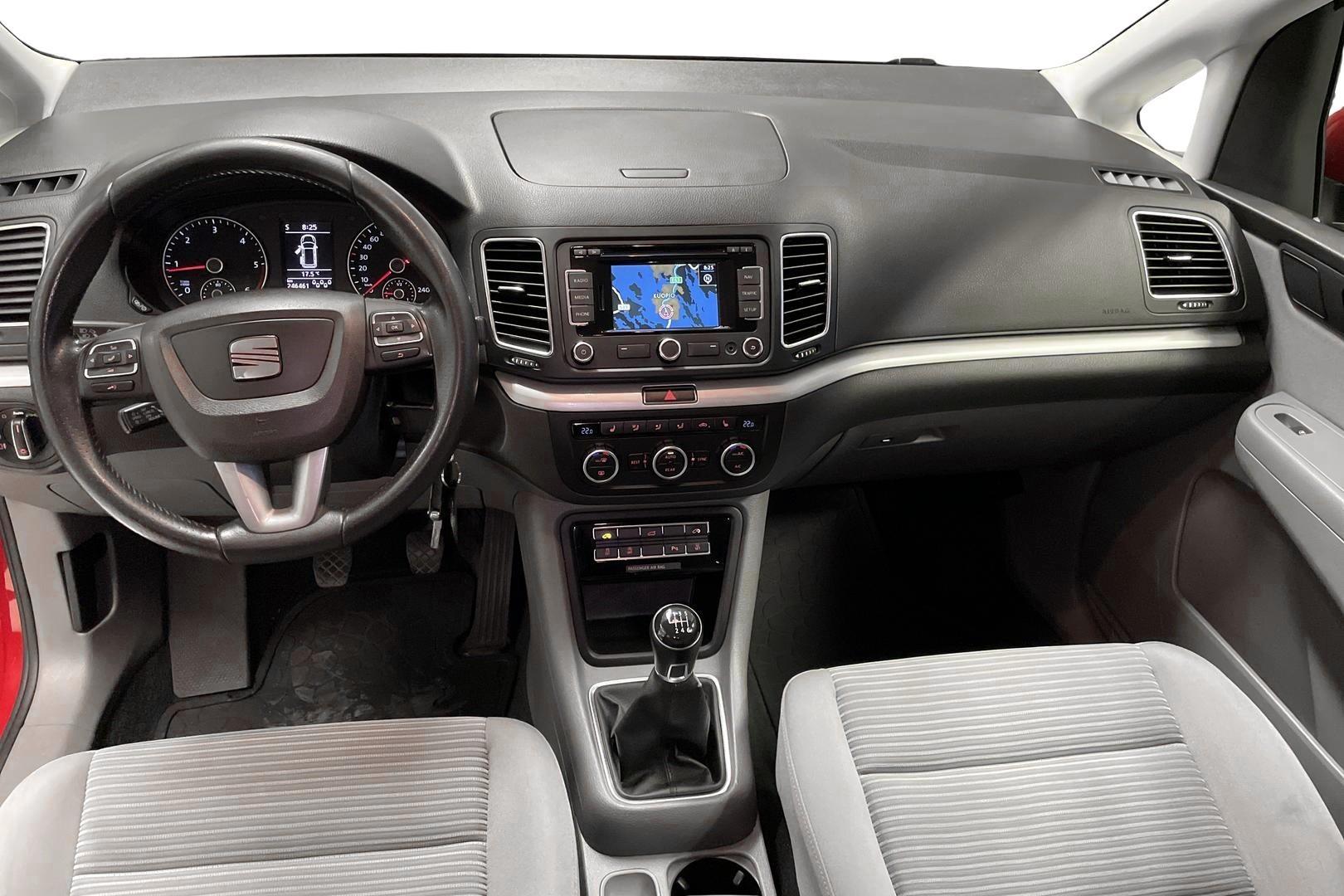 Seat Alhambra 2015