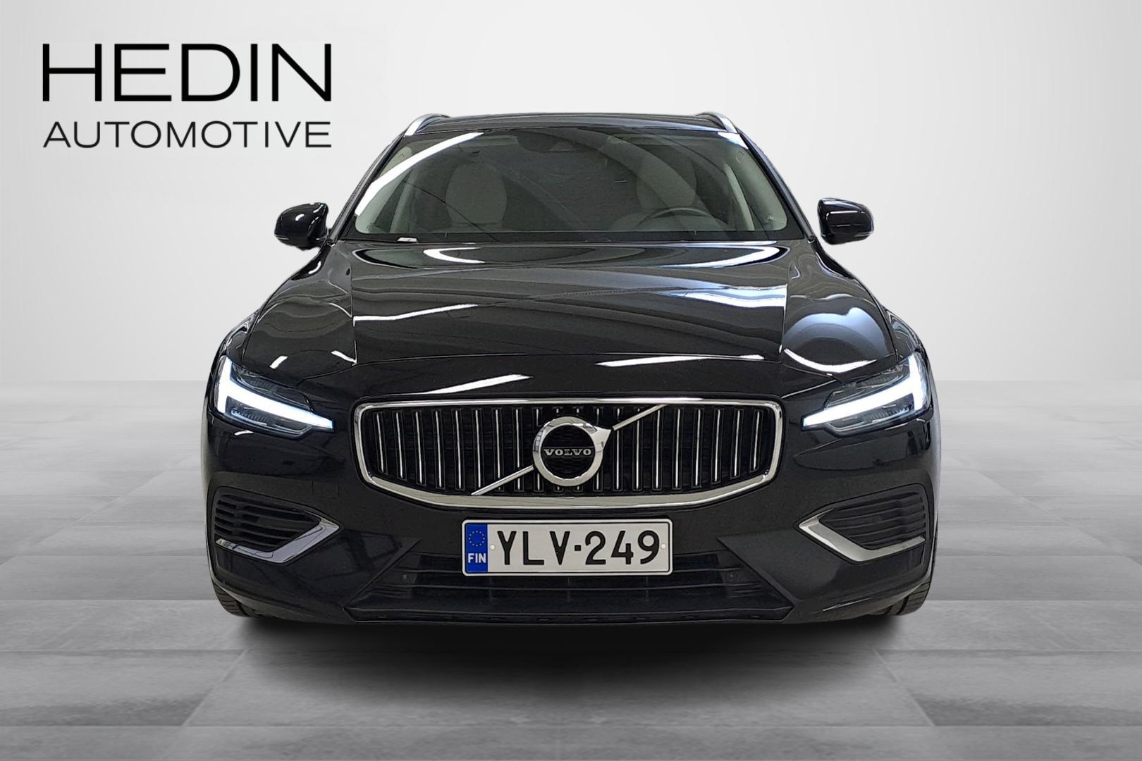 Volvo V60 2022