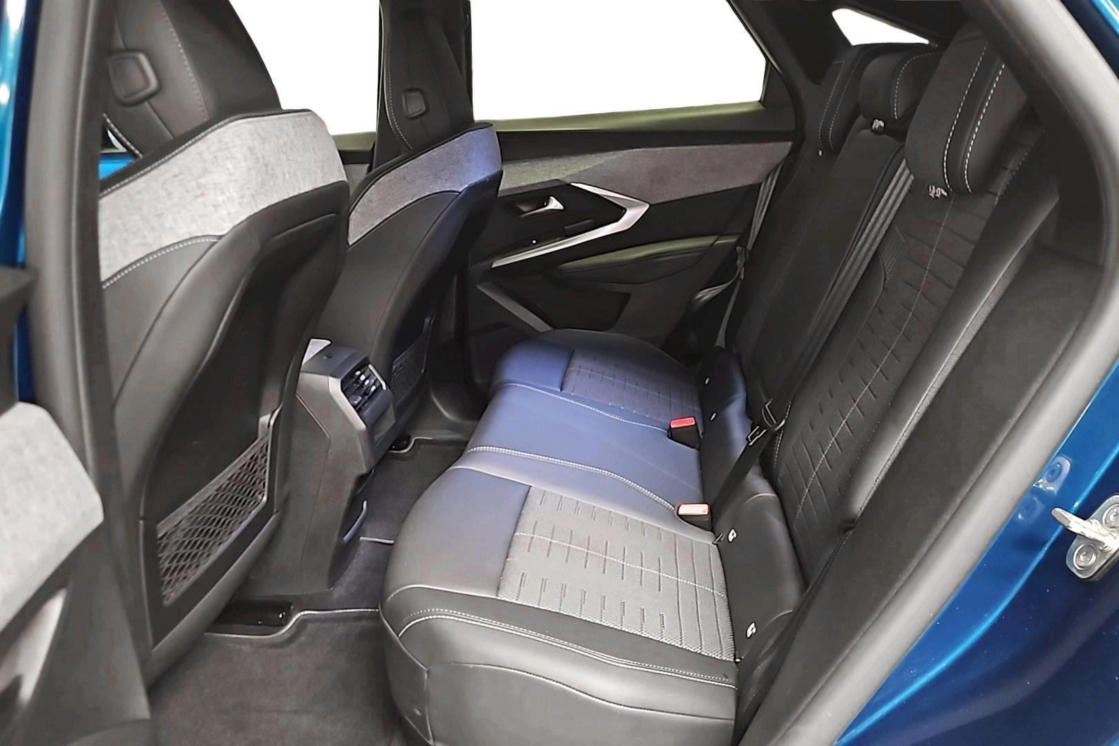 Peugeot E-3008 2026