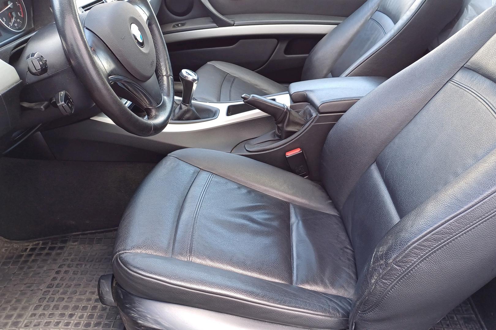 BMW 325 2007