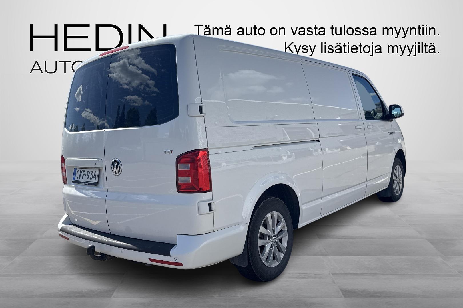 VOLKSWAGEN TRANSPORTER 2017