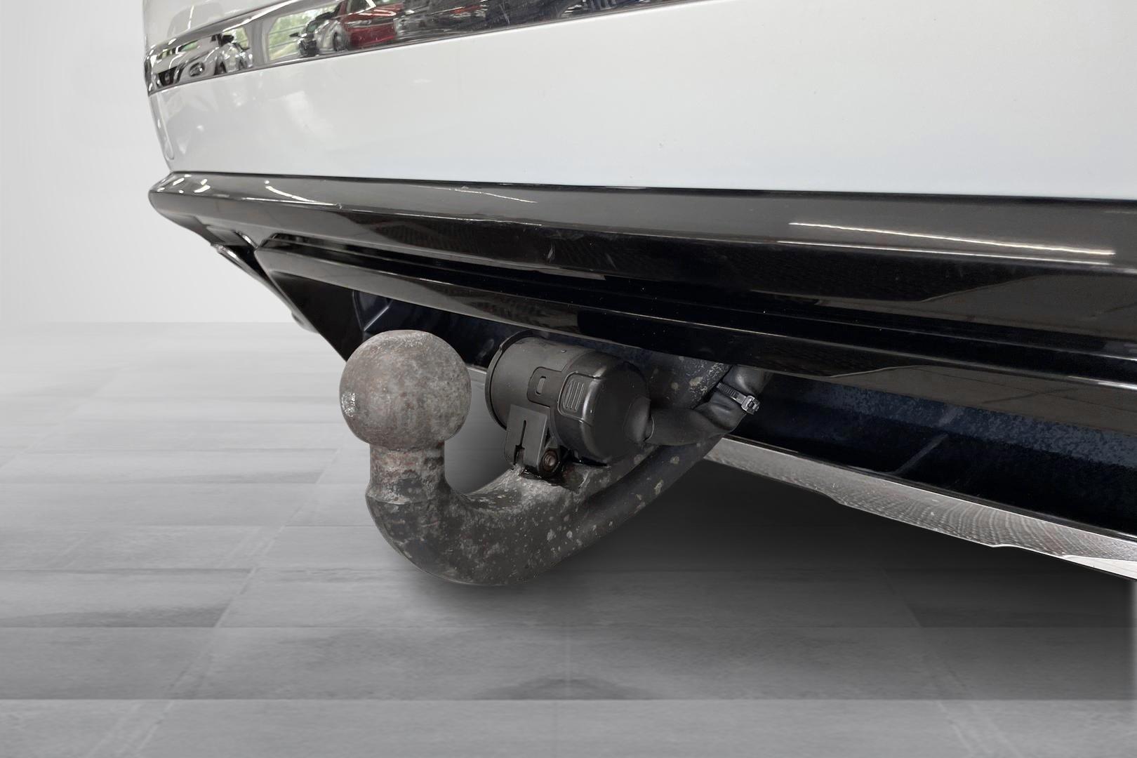 VOLKSWAGEN TOUAREG 16