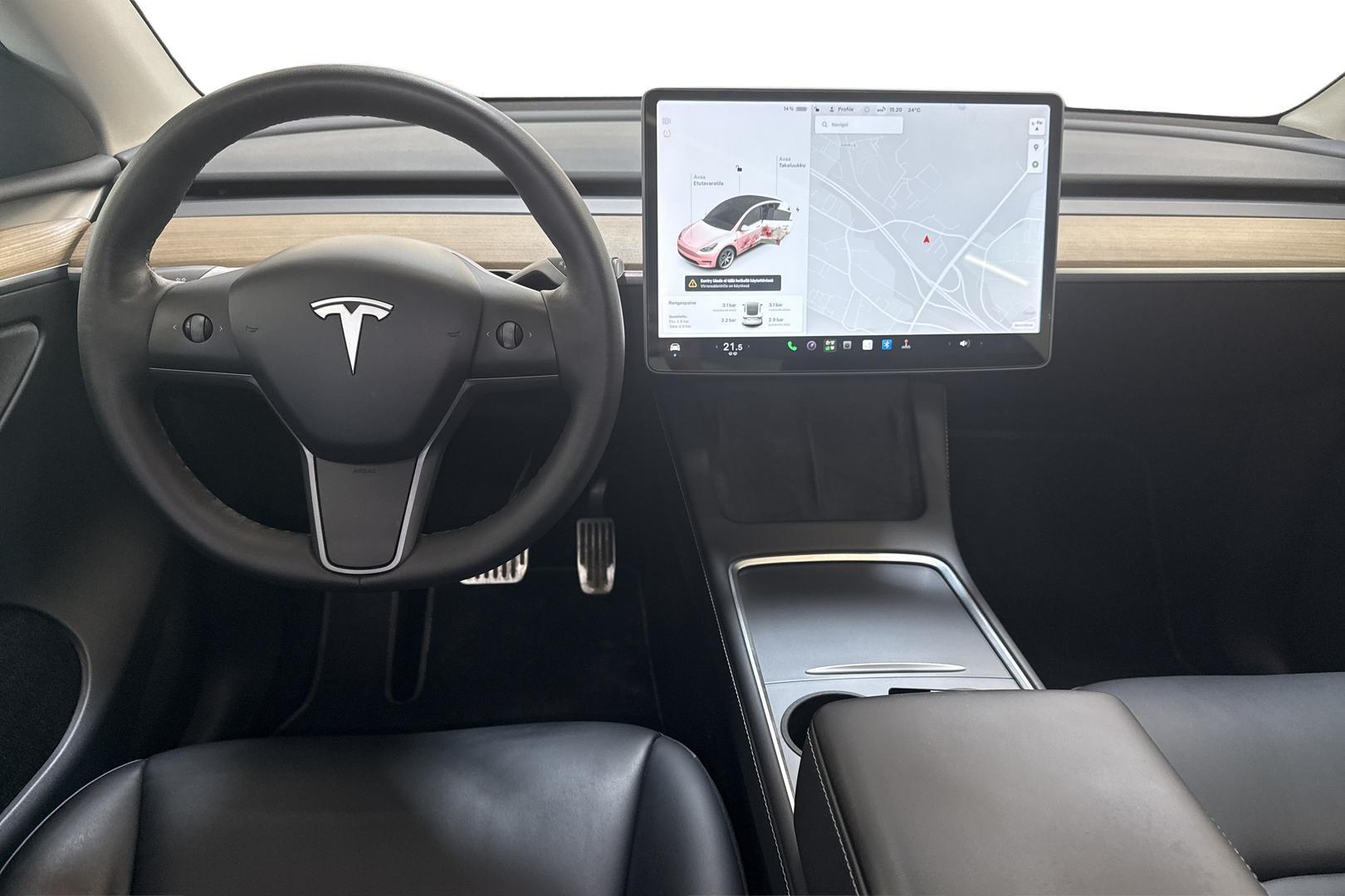 TESLA Model Y 2021