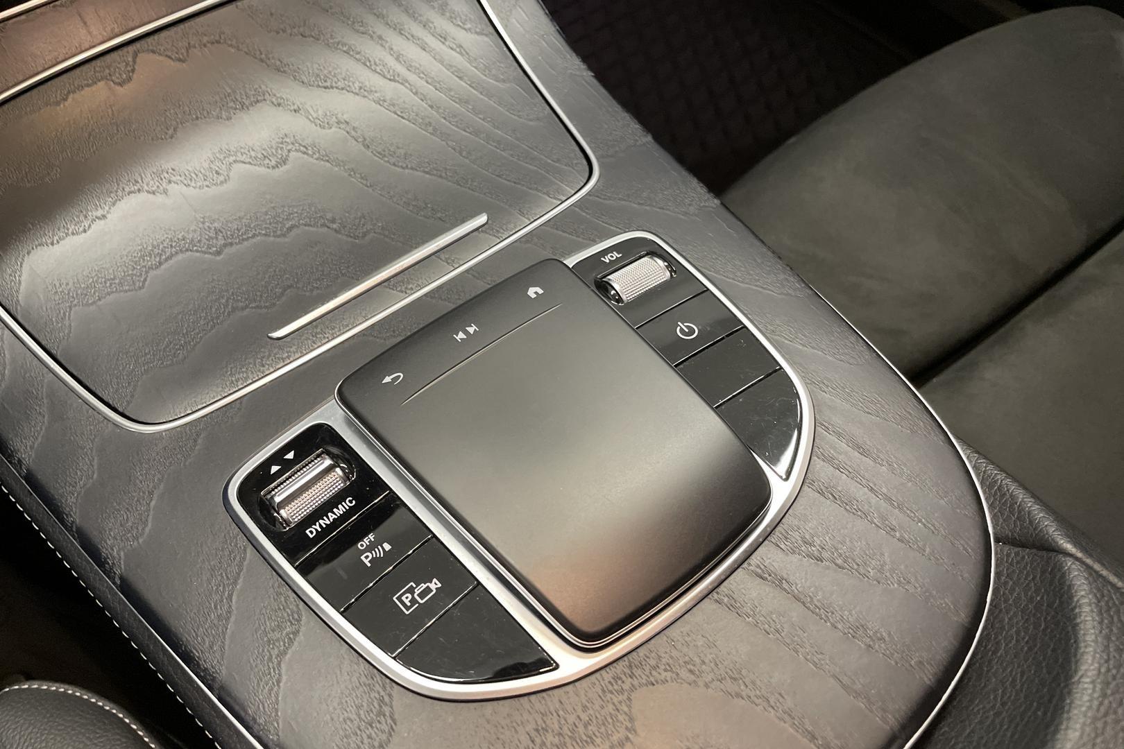 MERCEDES-BENZ E 2021