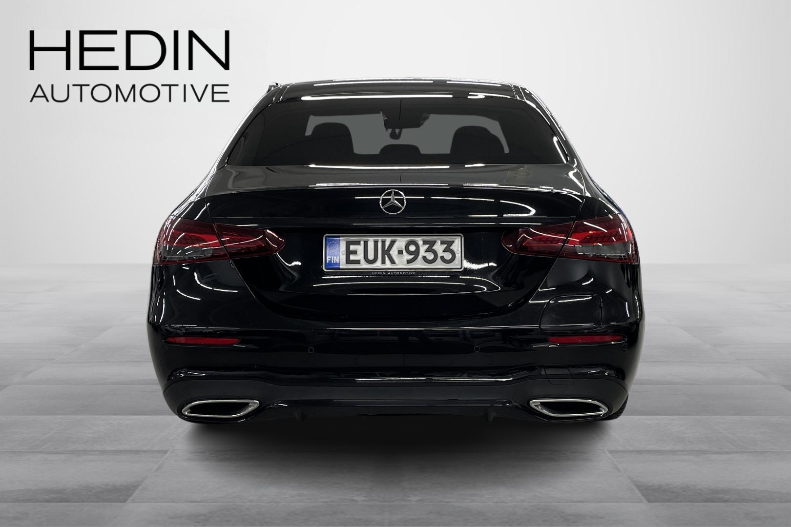 MERCEDES-BENZ E 2021