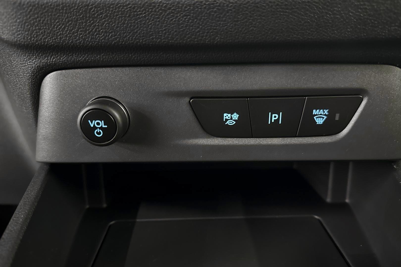 Ford Transit Courier 2025