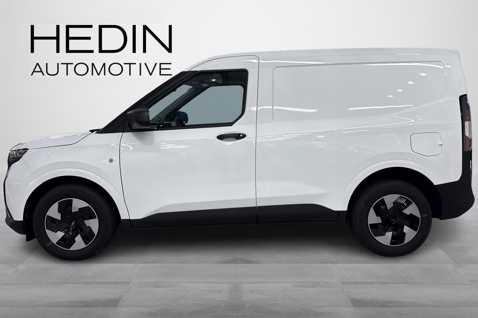 Ford Transit Courier 2025