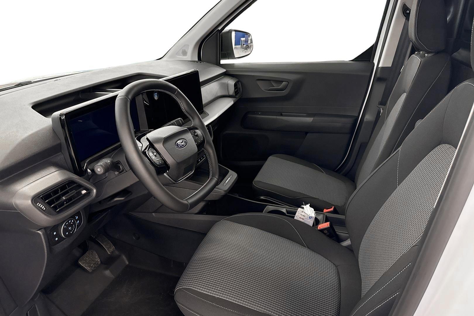 Ford Transit Courier 2025