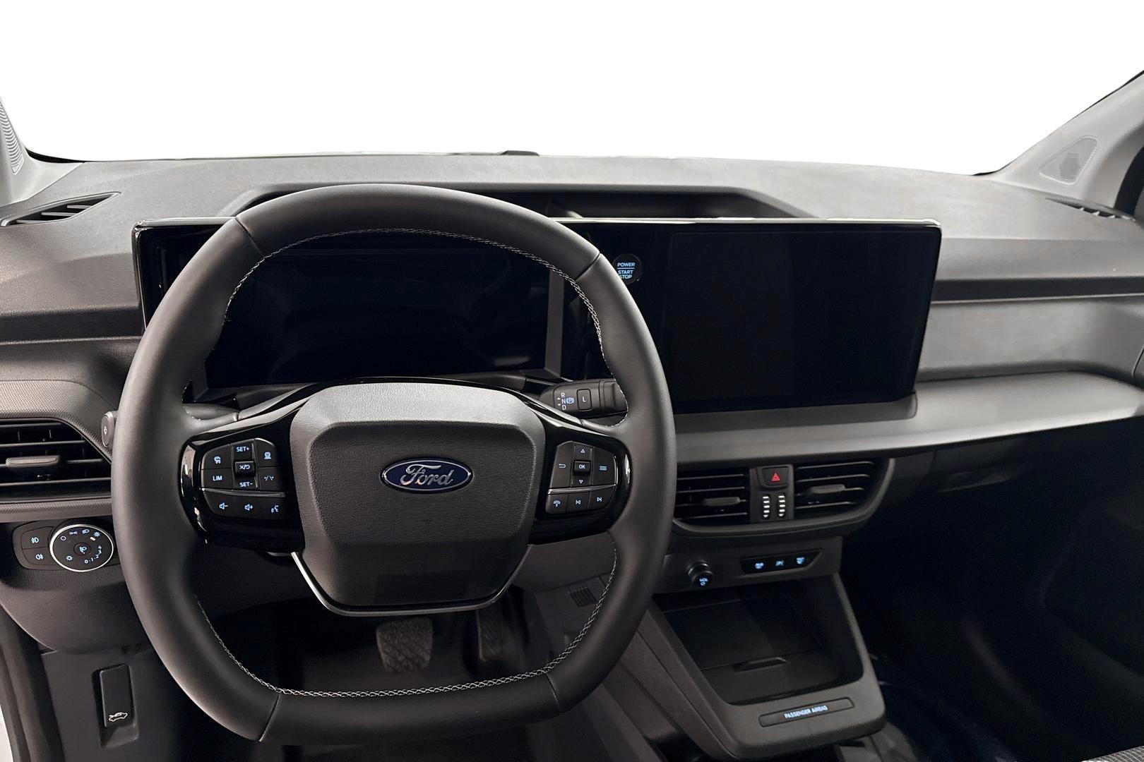 Ford Transit Courier 2025