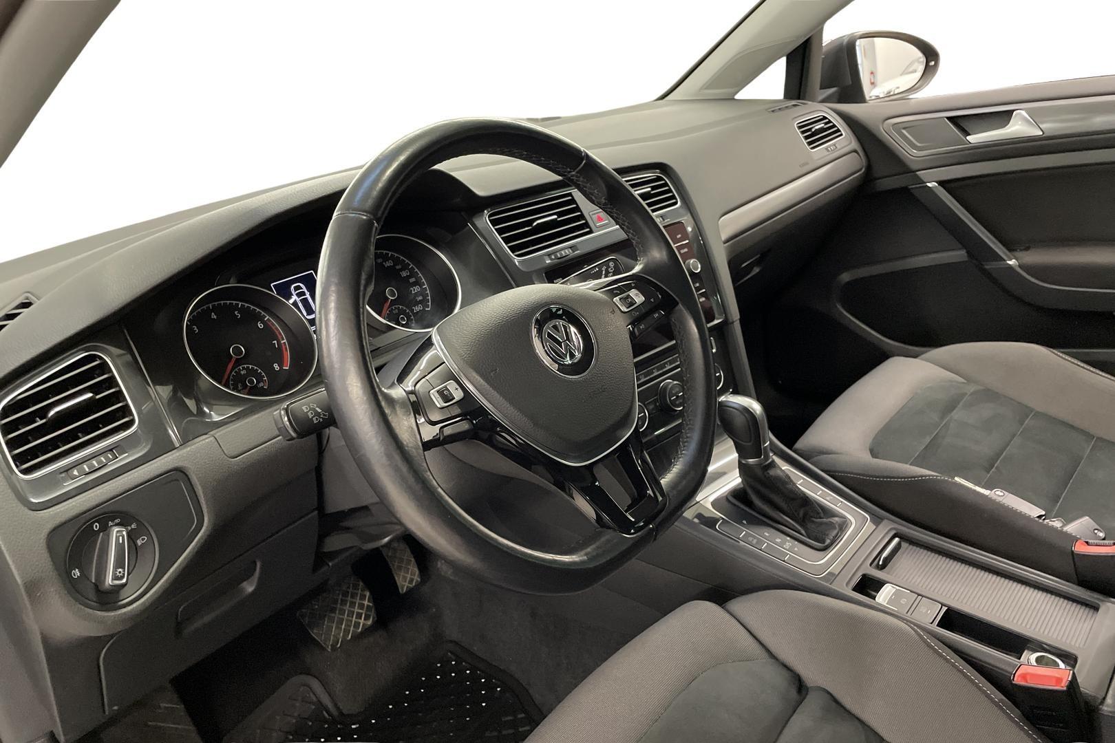 VOLKSWAGEN GOLF 2018