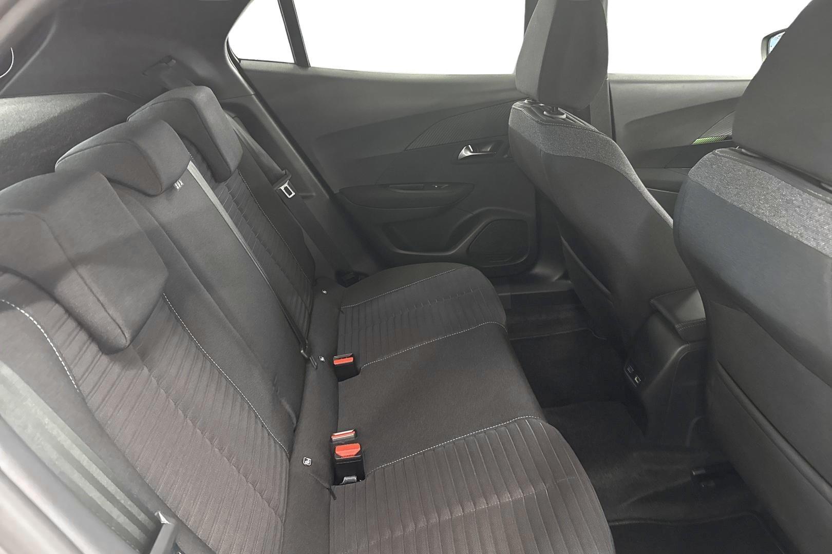 PEUGEOT e-2008 2023