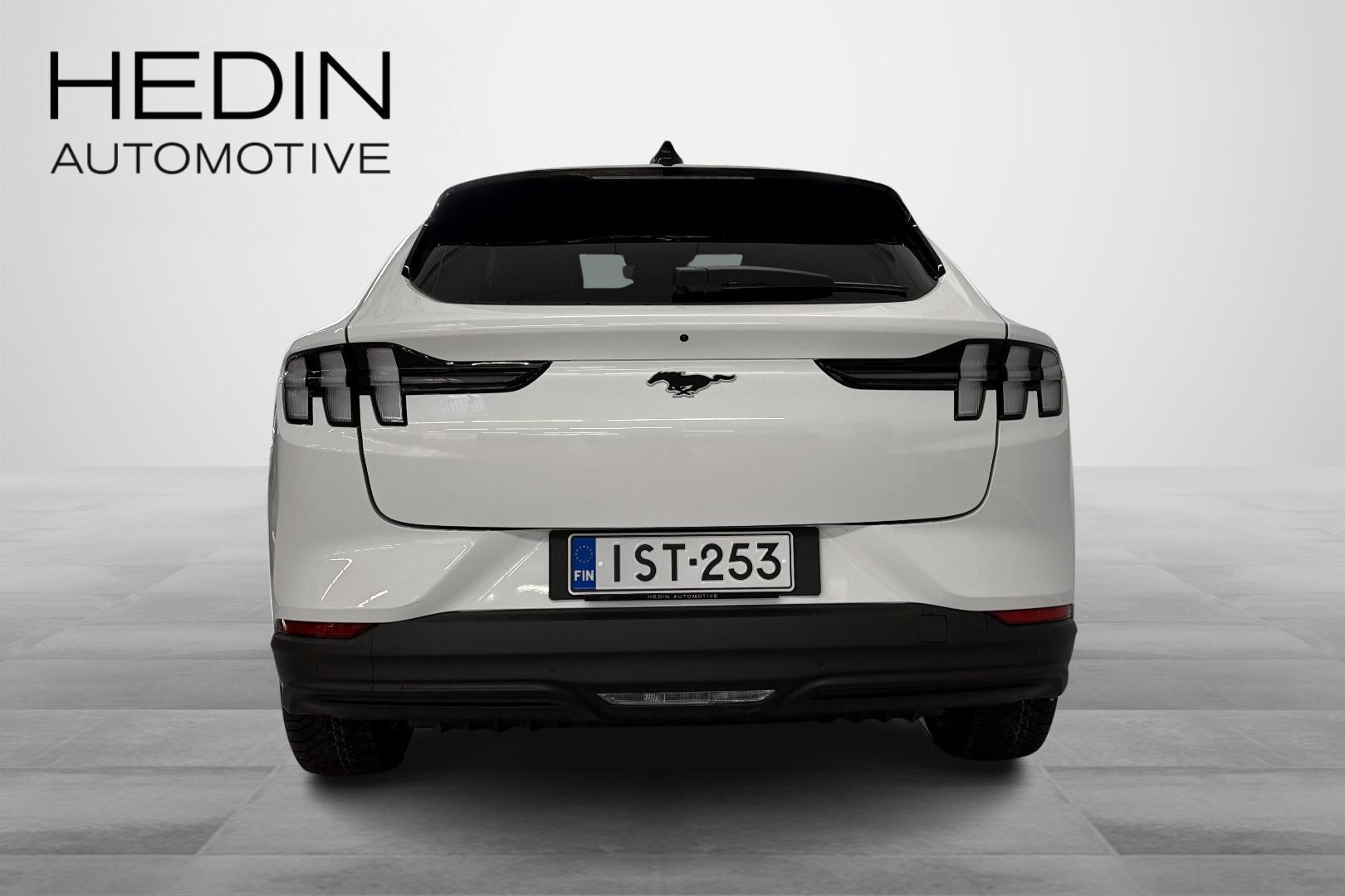 Ford Mustang Mach-E 2025