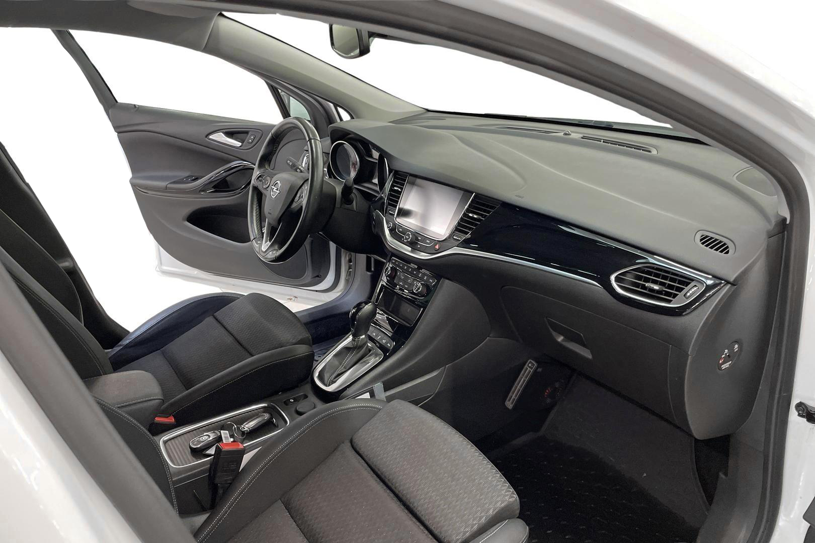 OPEL ASTRA 2019