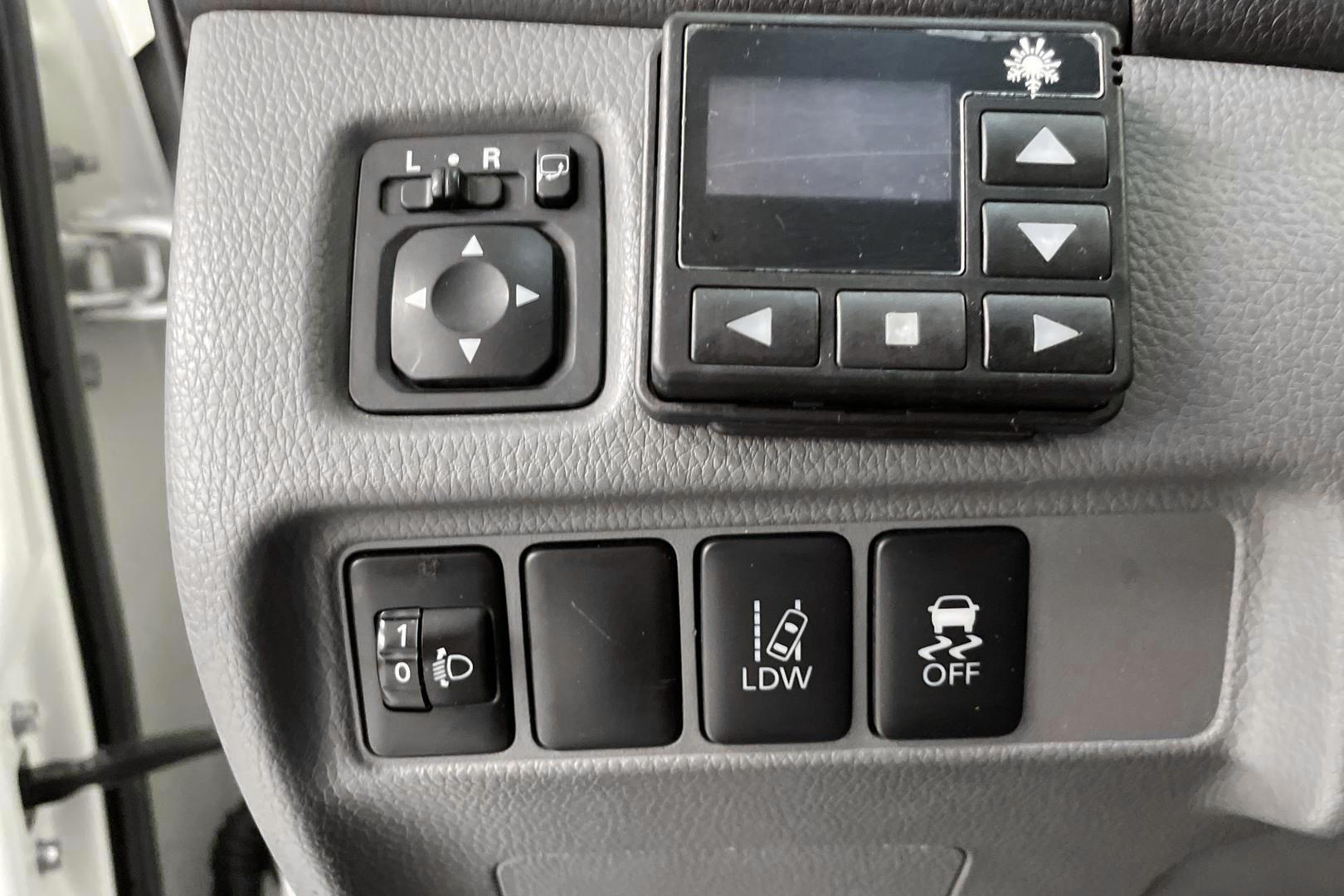 MITSUBISHI L200 2016