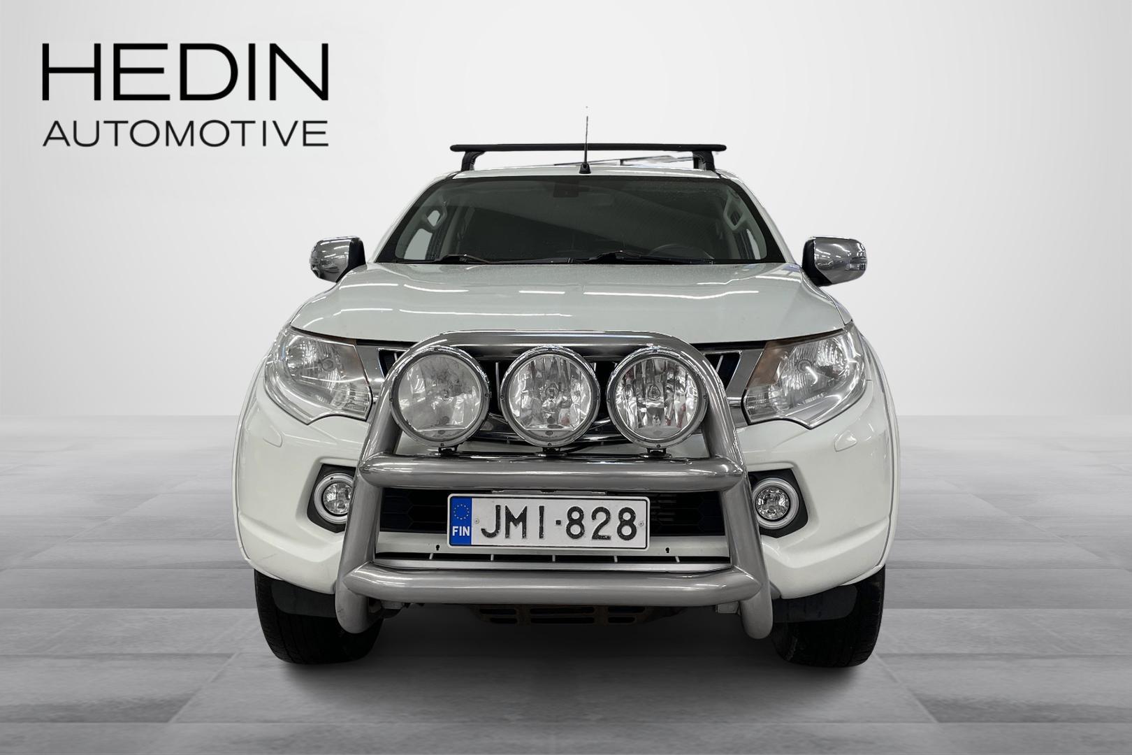 MITSUBISHI L200 2016
