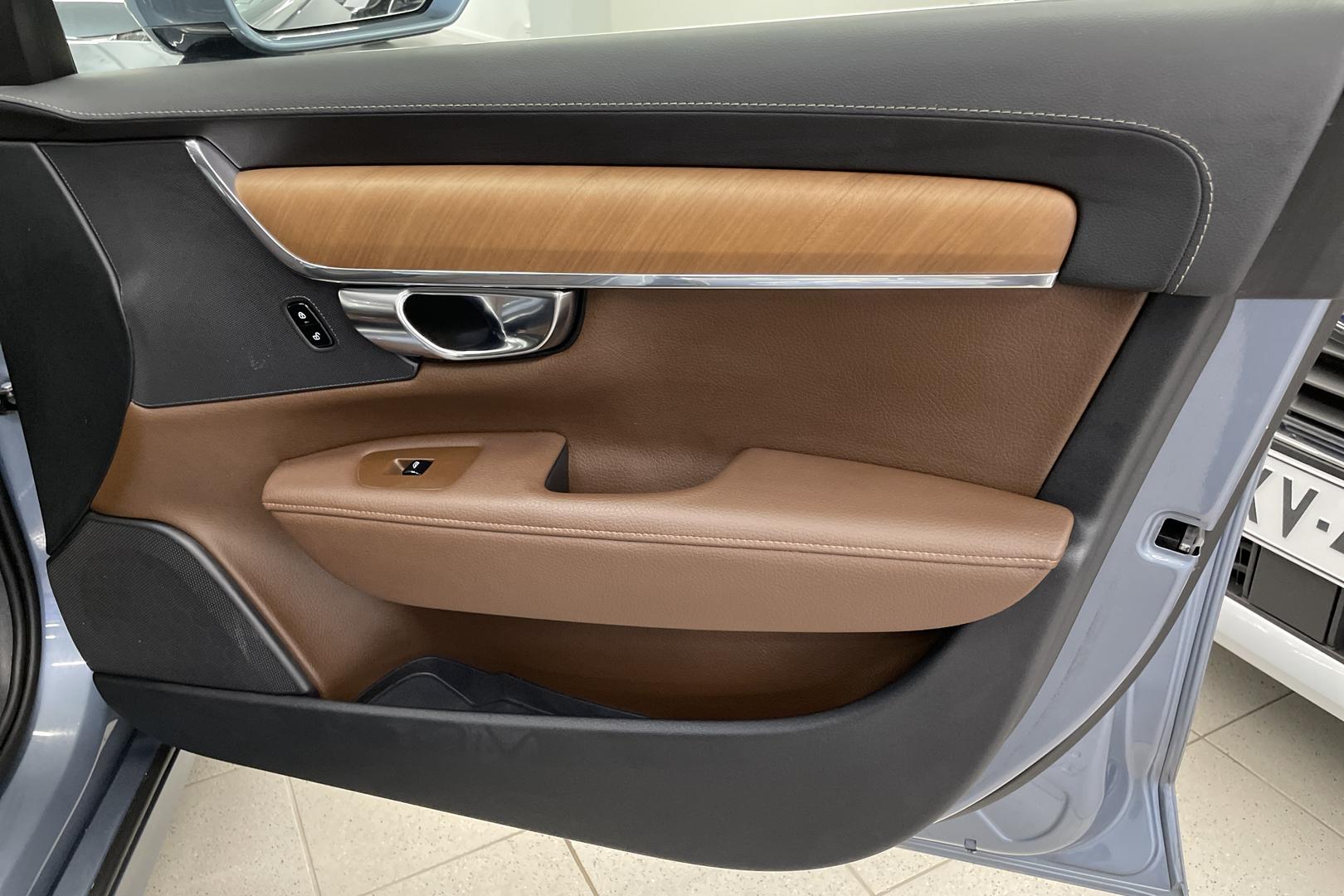 VOLVO V90 2019