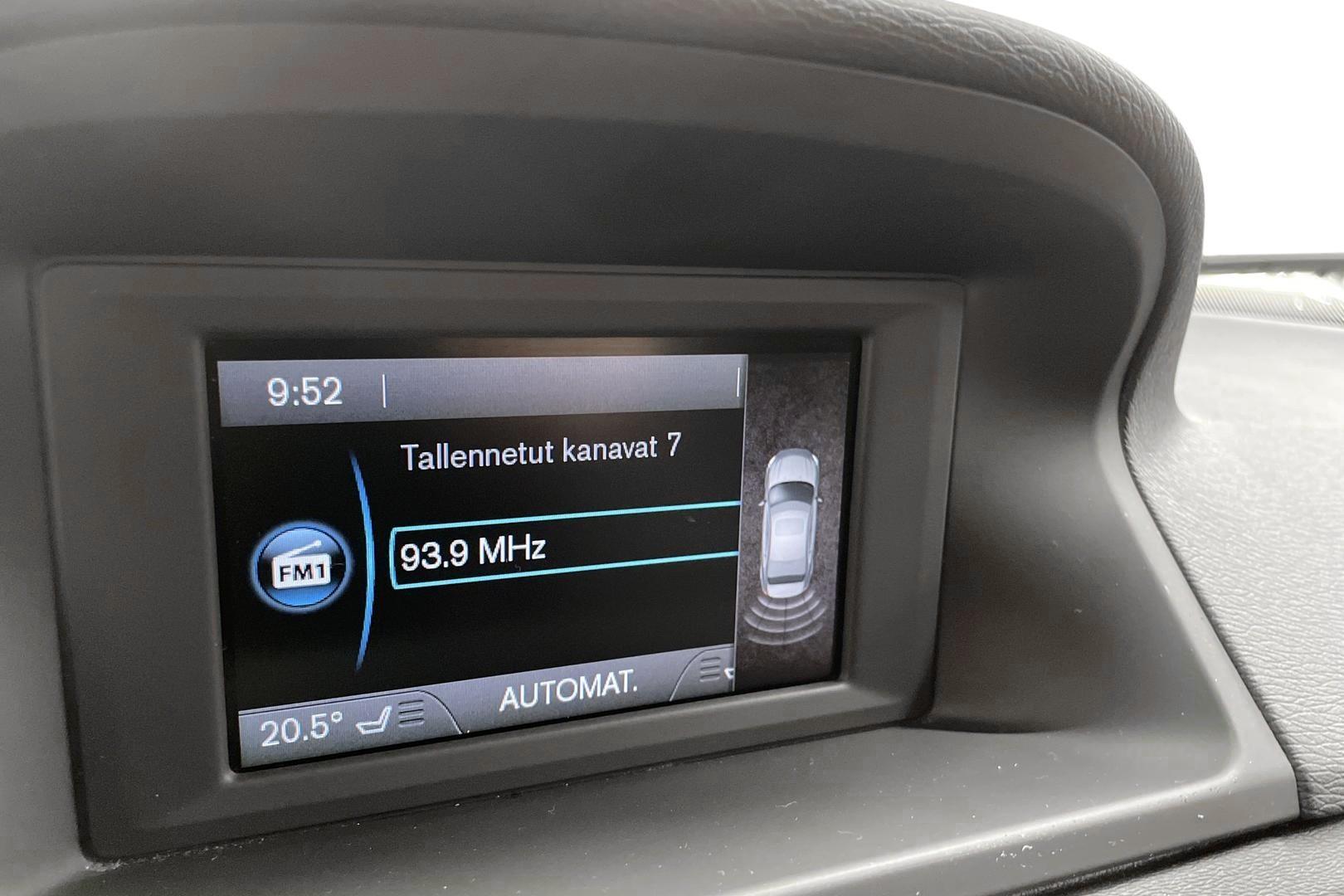 VOLVO XC70 22