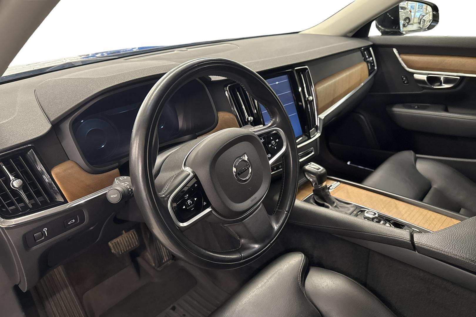 Volvo S90 2017