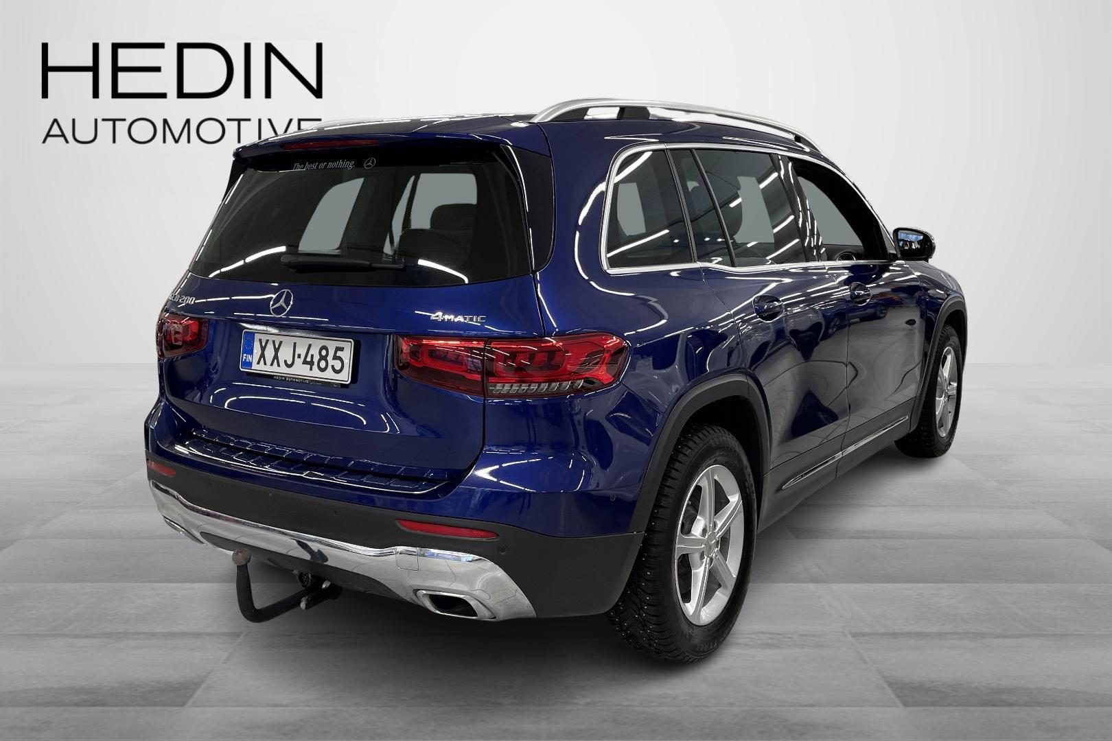 MERCEDES-BENZ GLB 2021