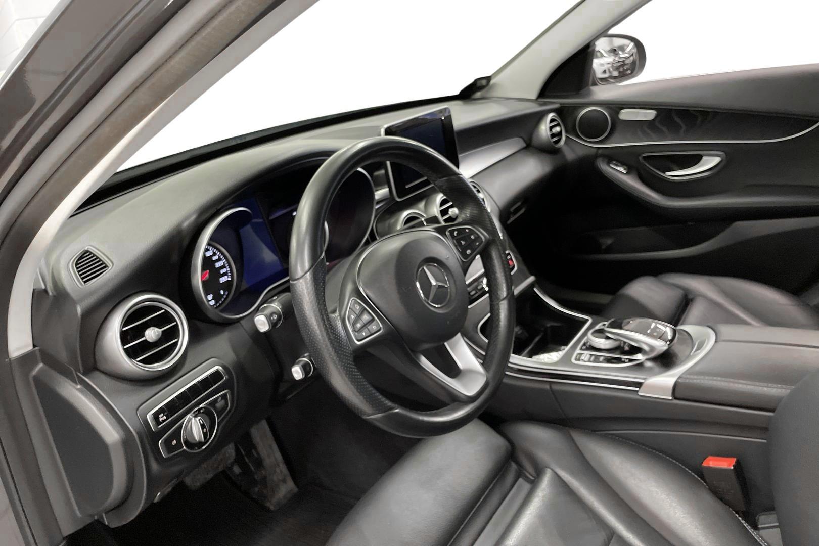 MERCEDES-BENZ C 2016