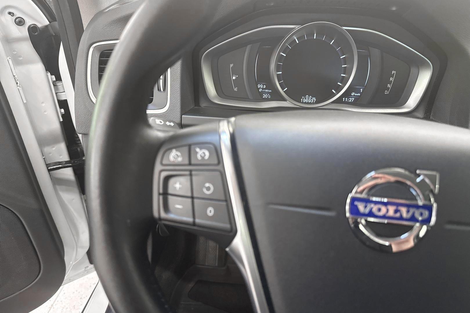 VOLVO S60 15