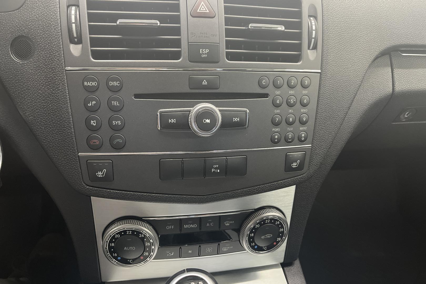 MERCEDES-BENZ C 2010