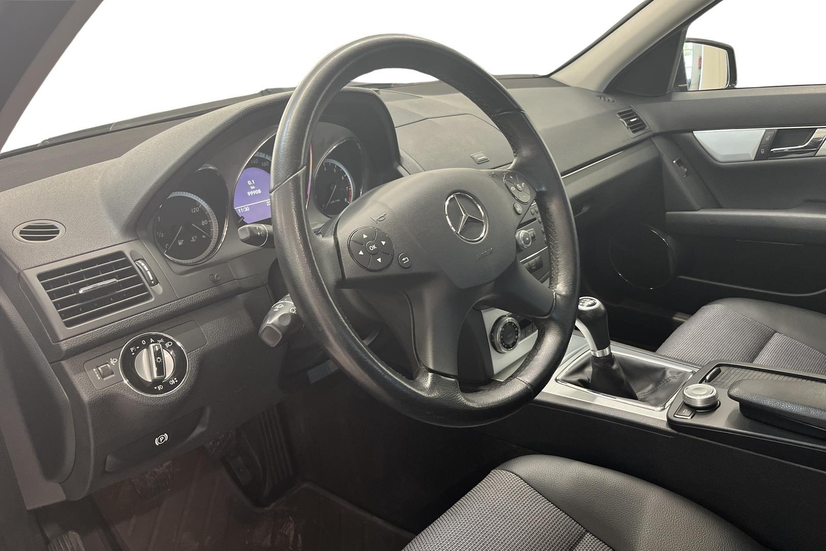 MERCEDES-BENZ C 2010