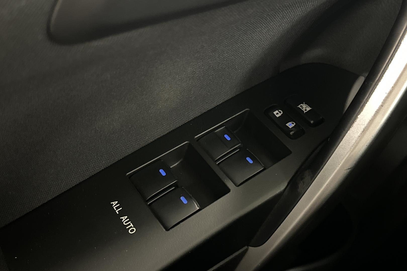 Toyota Auris 2013