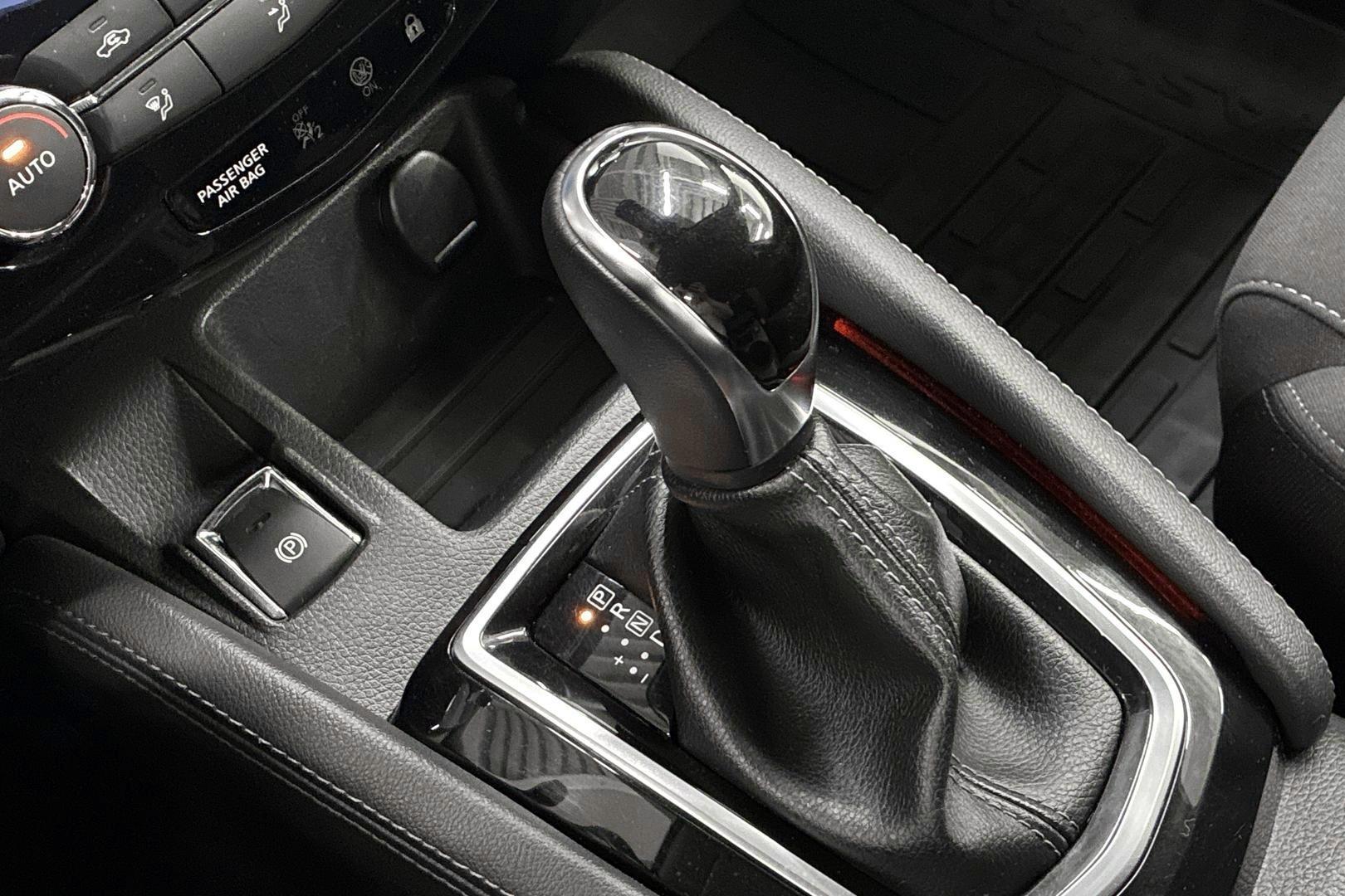 NISSAN Qashqai 2018