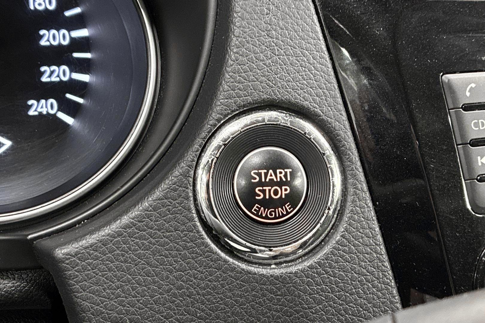 NISSAN Qashqai 2018