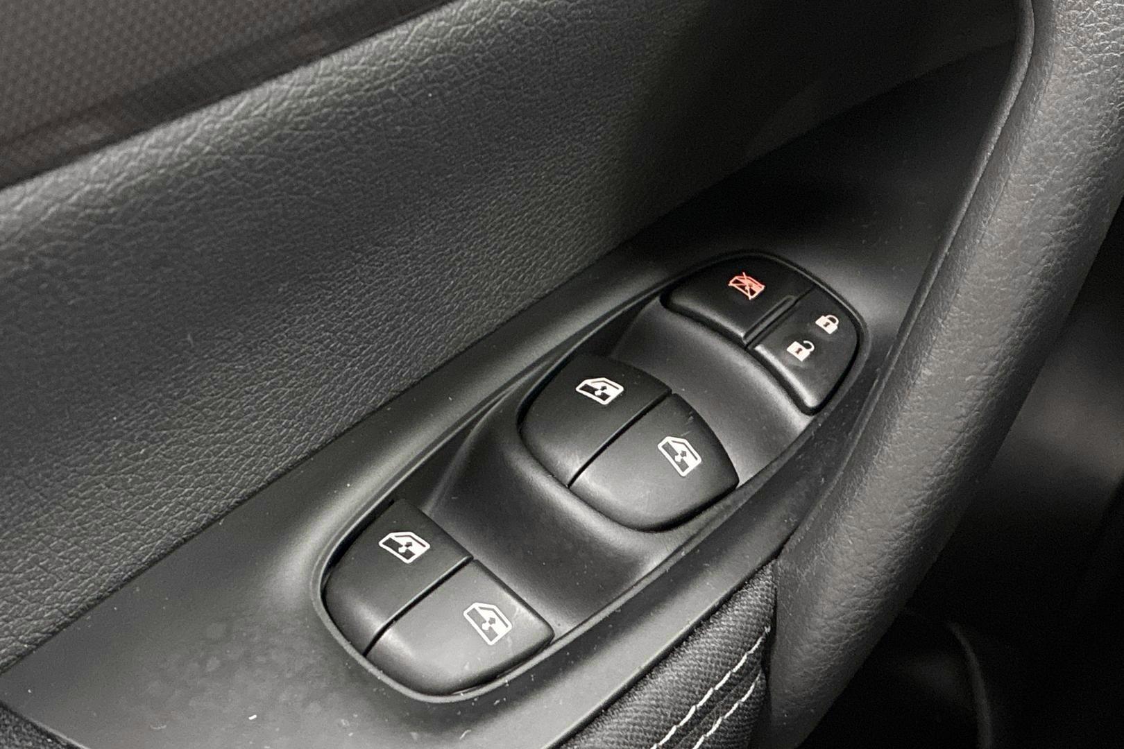 NISSAN Qashqai 2018