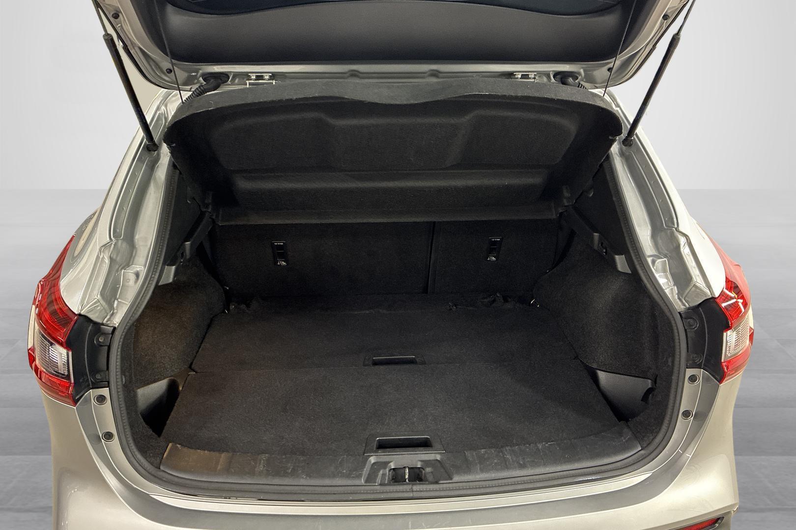 NISSAN Qashqai 2018