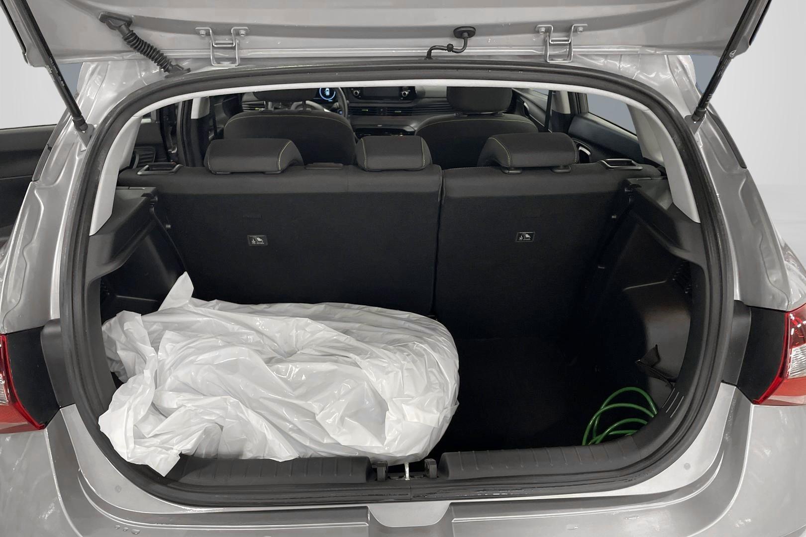 HYUNDAI i20 Hatchback 2021