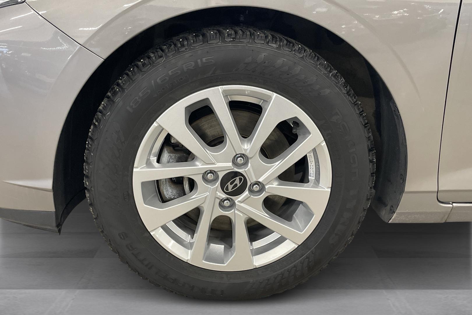 HYUNDAI i20 Hatchback 2021