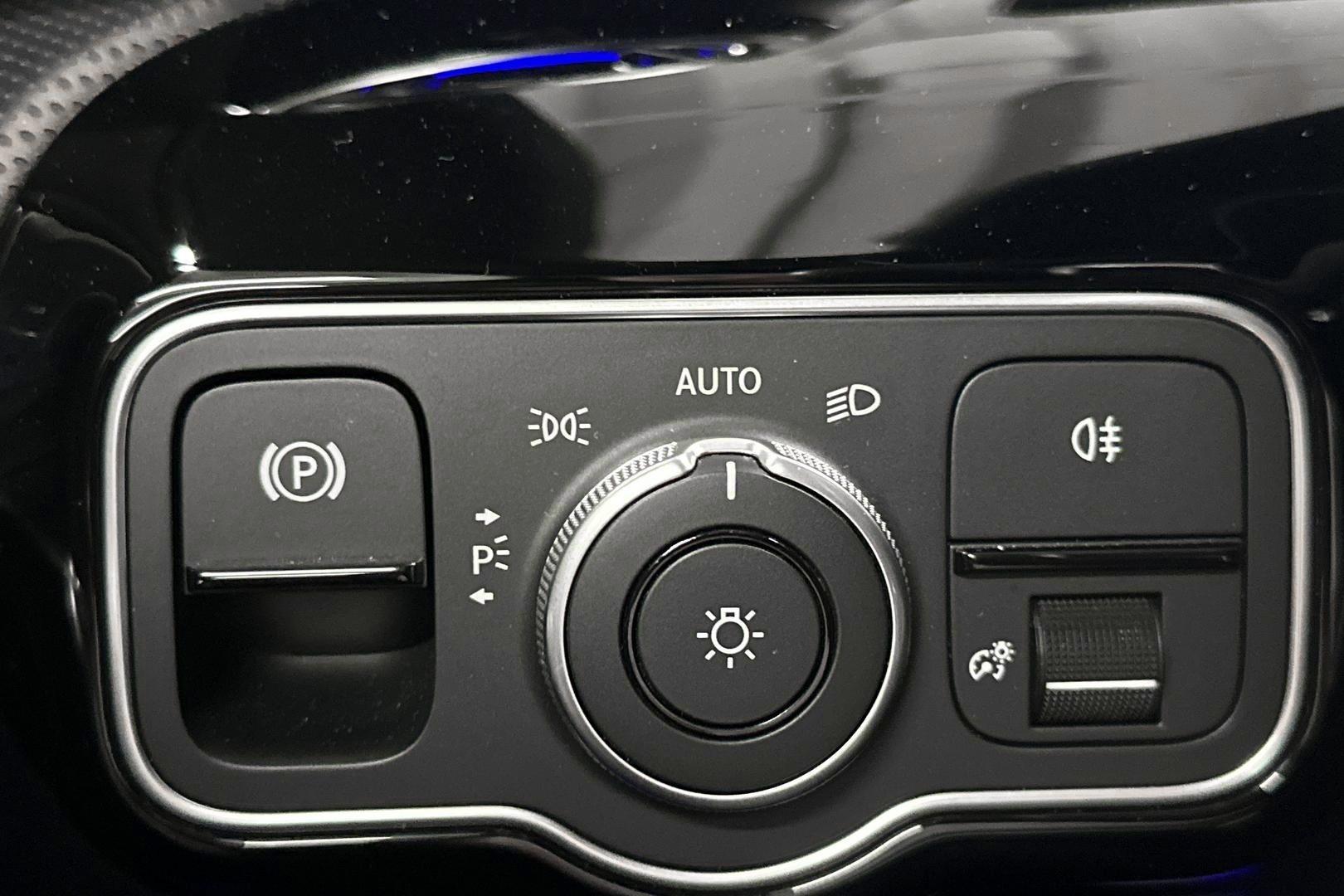 Mercedes-Benz CLA 2025