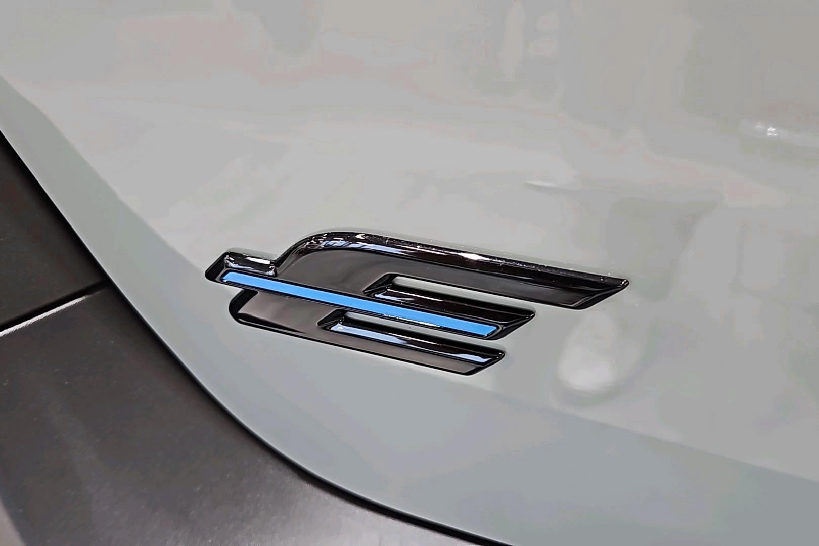 Ford Tourneo Courier 2025