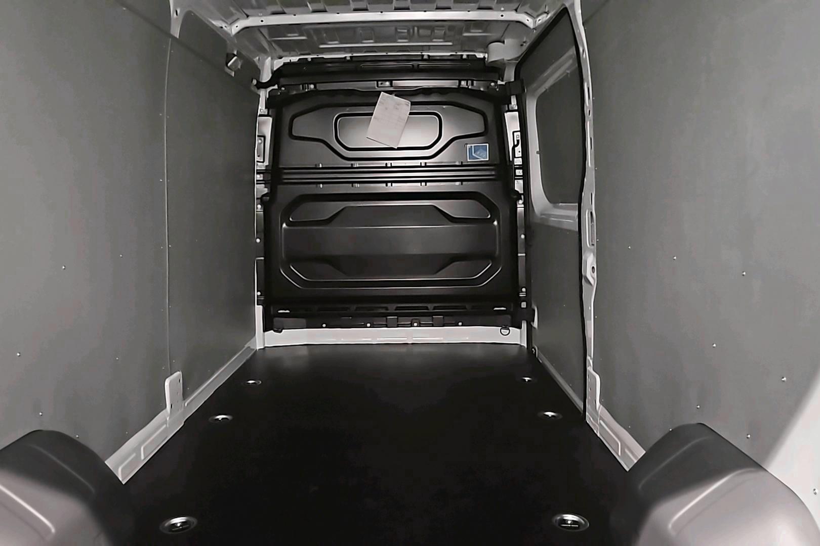 Nissan Interstar 2026