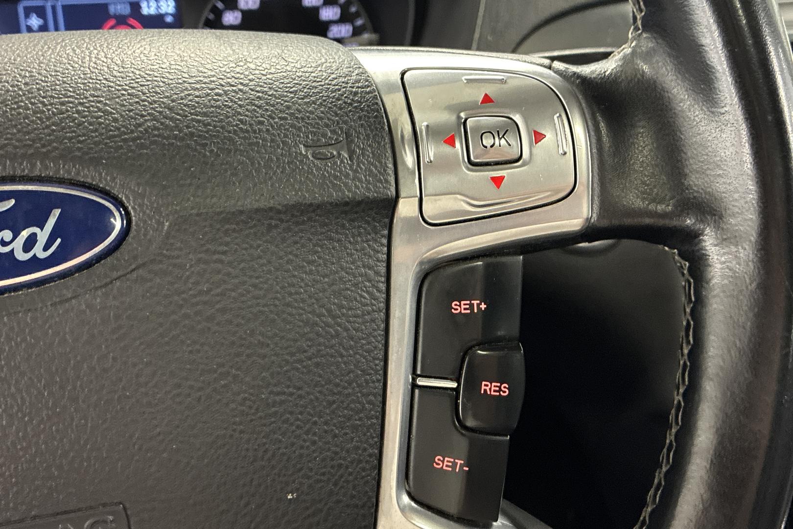 Ford S-Max 2012