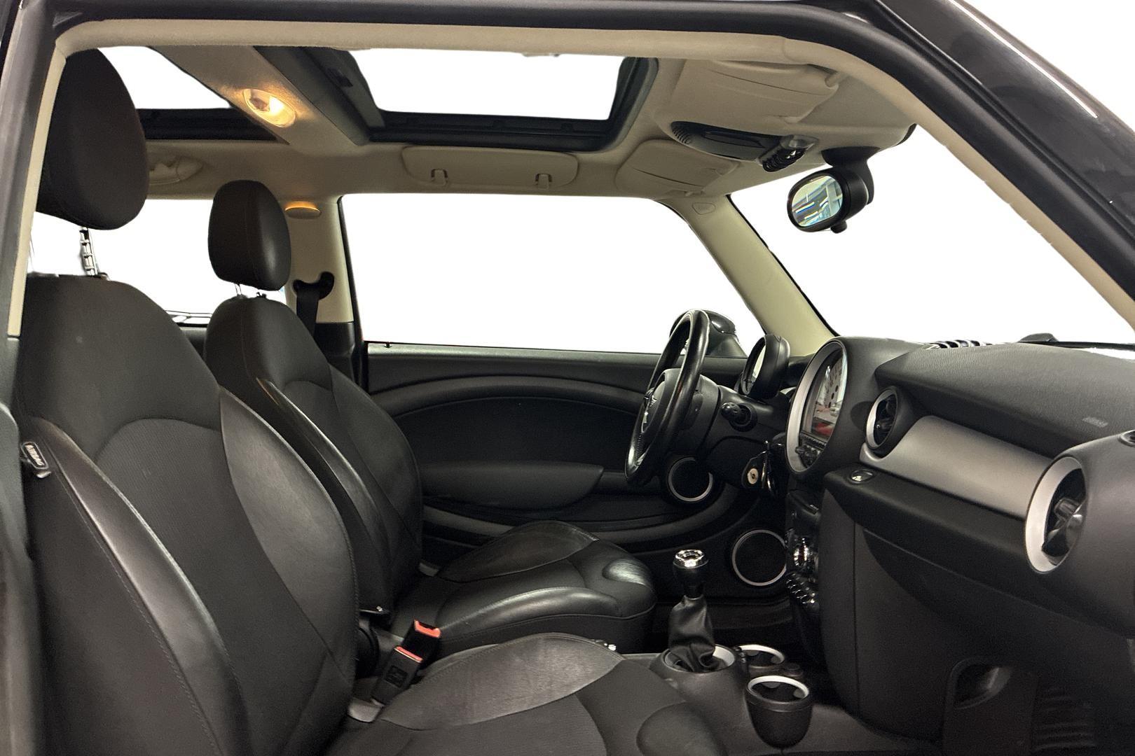 MINI COOPER 2011